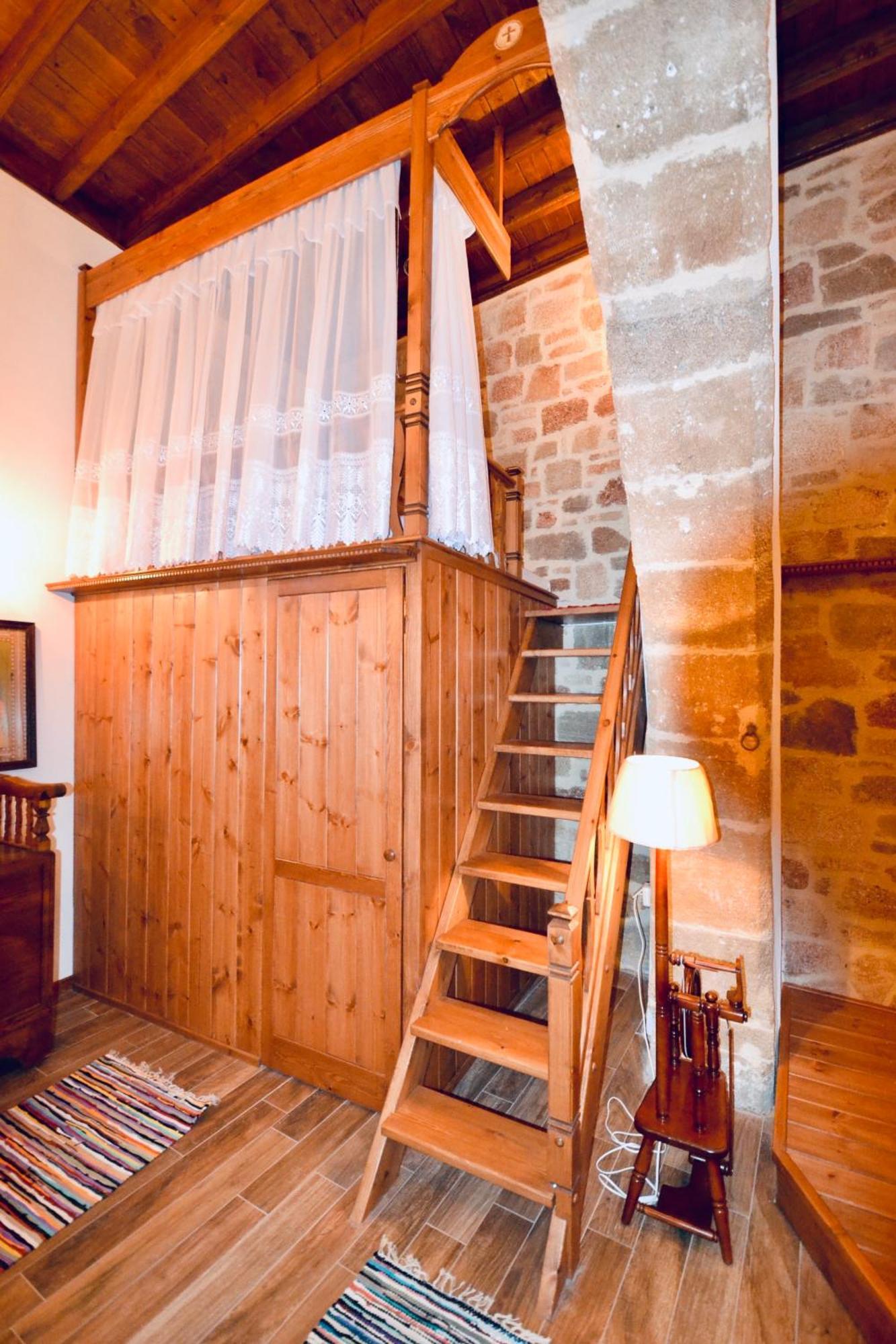 Patitiri Traditional House With Hot Tub * Archangelos (Rhodes)