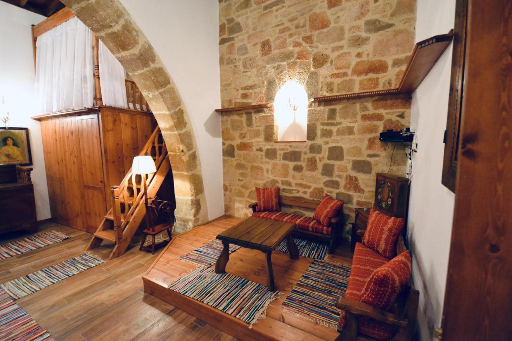 Patitiri Traditional House With Hot Tub Archangelos (Rhodes)